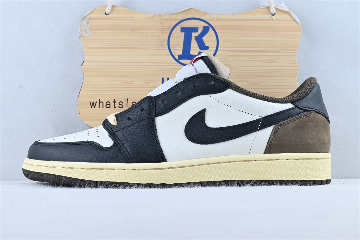 Air Jordan 1 Retro Low Travis Scott