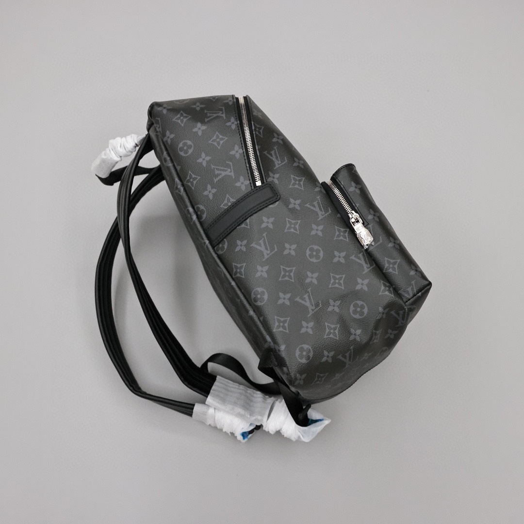 L0vis Vvtt0n Soft Backpack