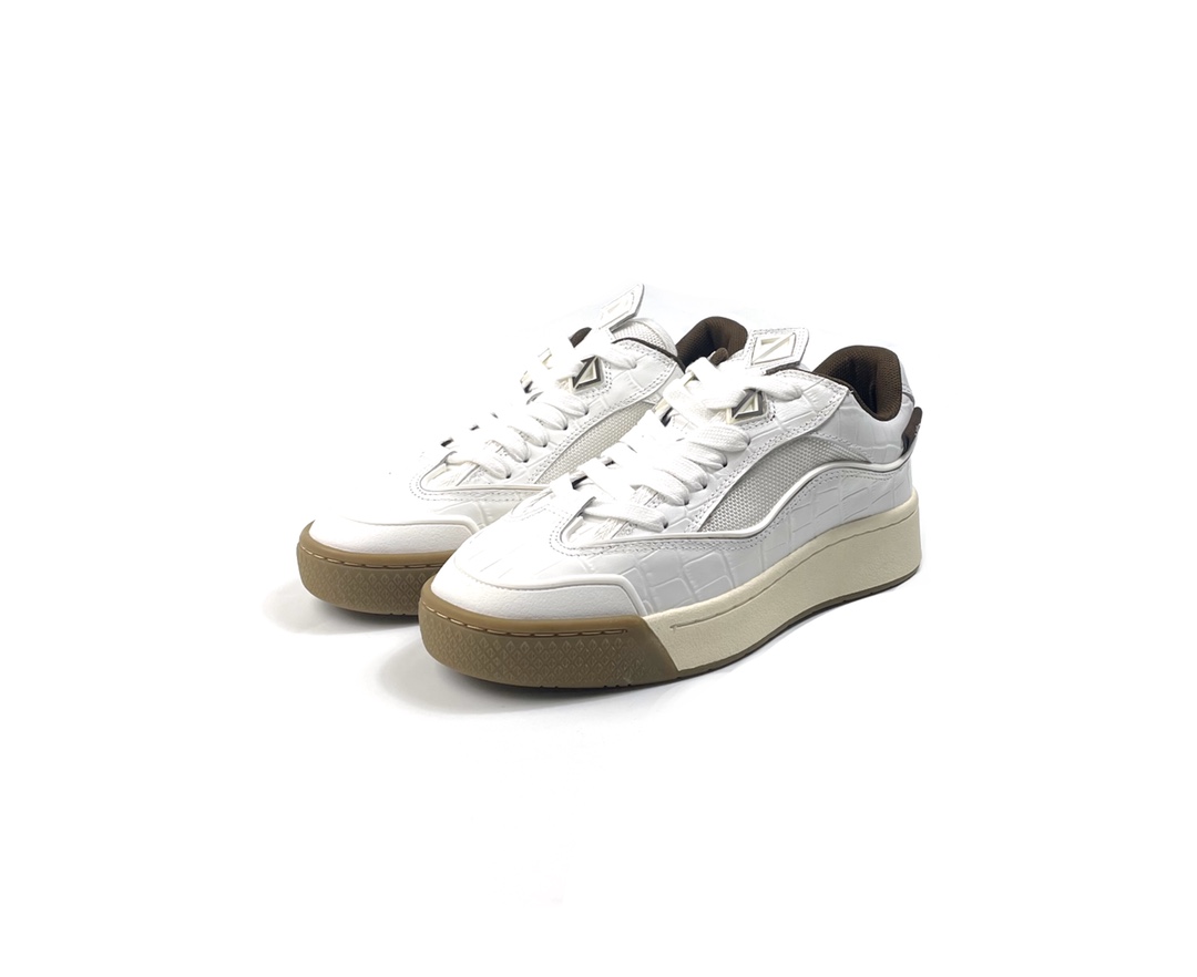 D10r Sneakers