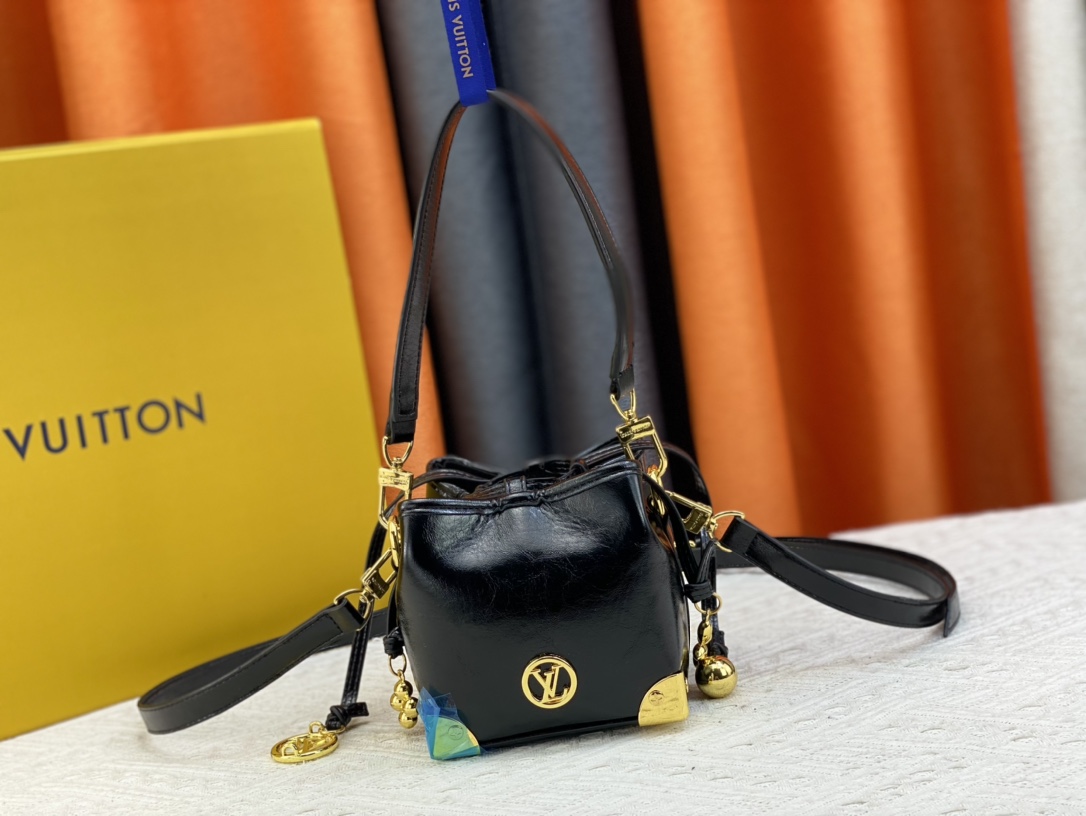 L0vis Vvtt0n bag