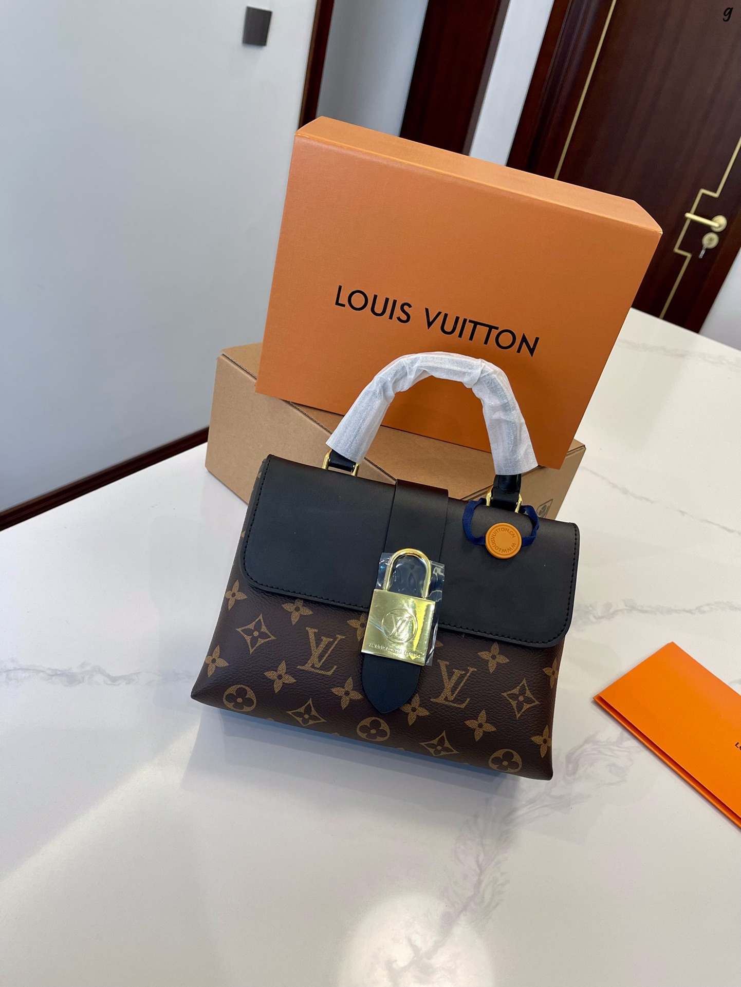 L0vis Vvtt0n bag