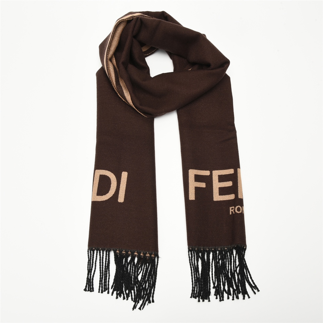 F**di Scarf