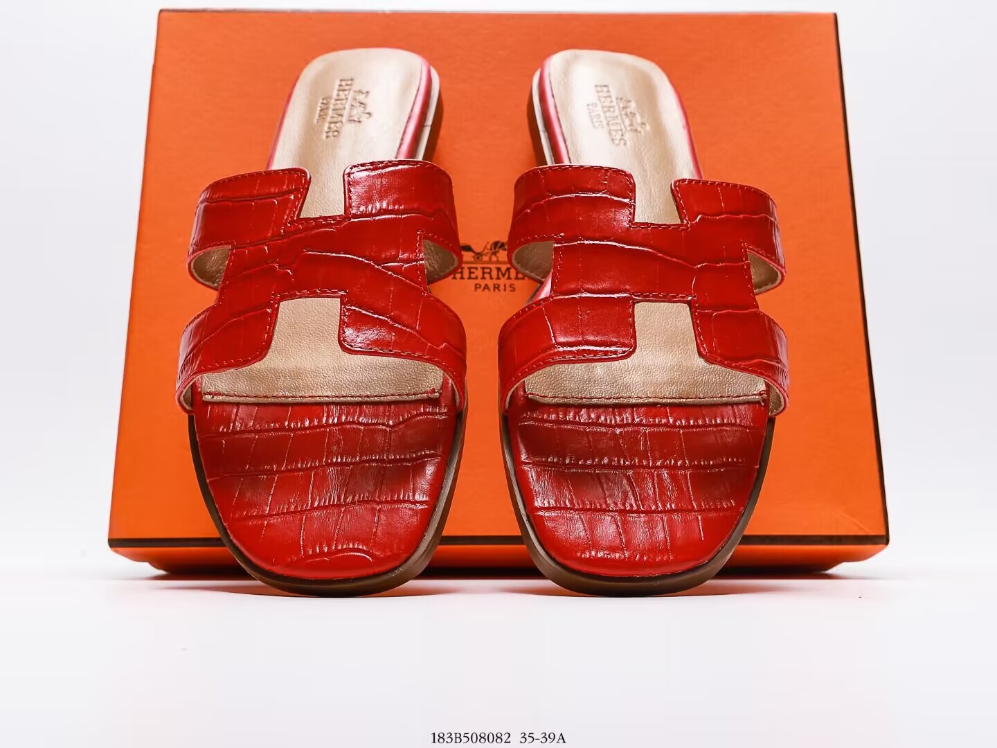 H**me5 Slipper