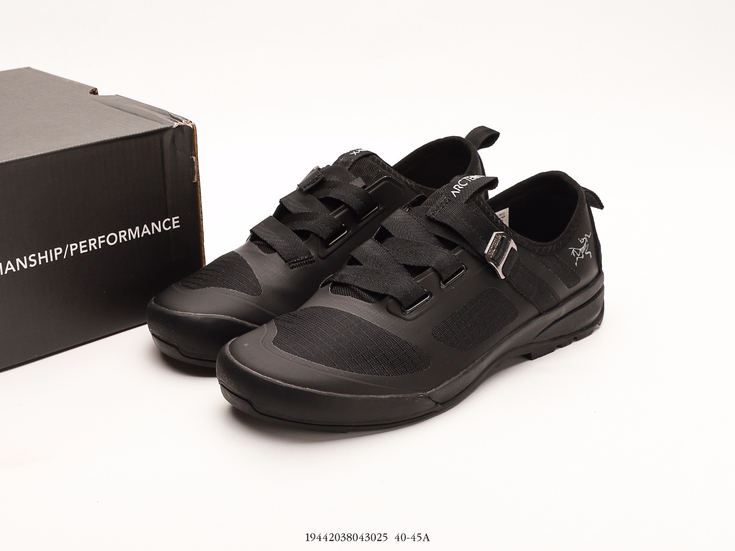 Arcteryx Arakys Approach