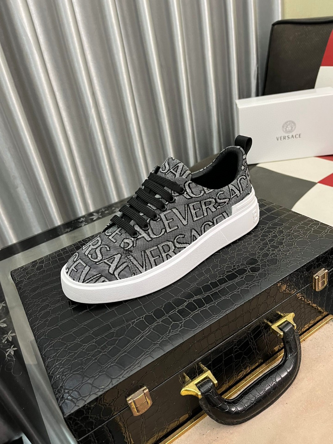 Versace Sneaker
