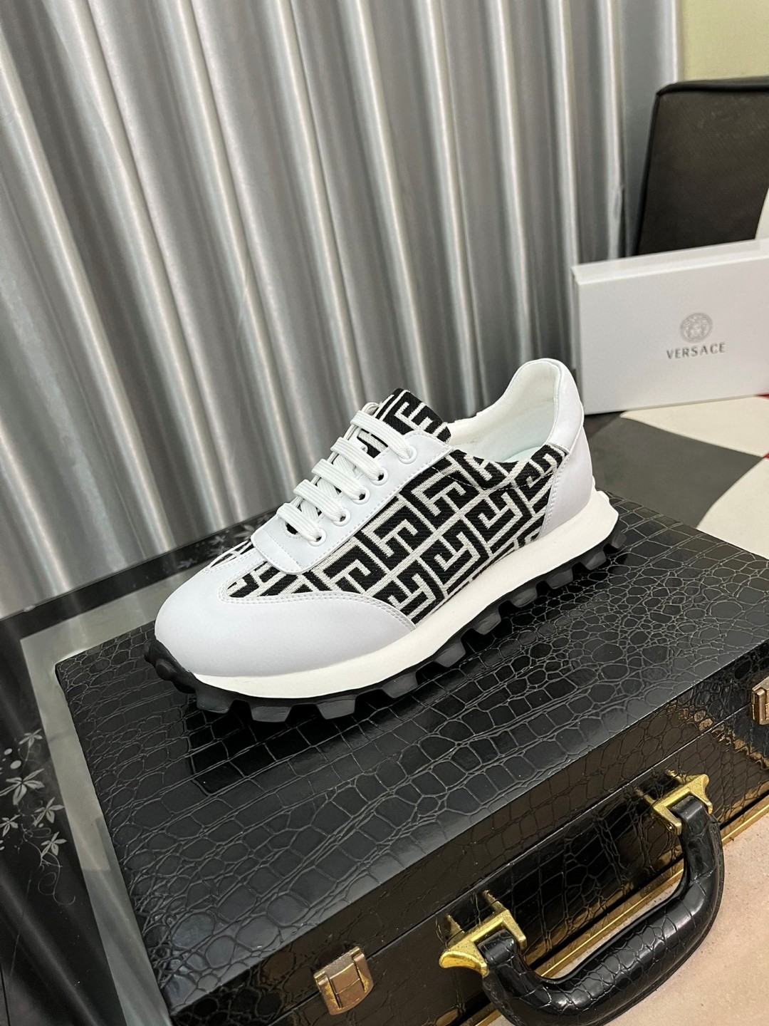 Versace Sneaker