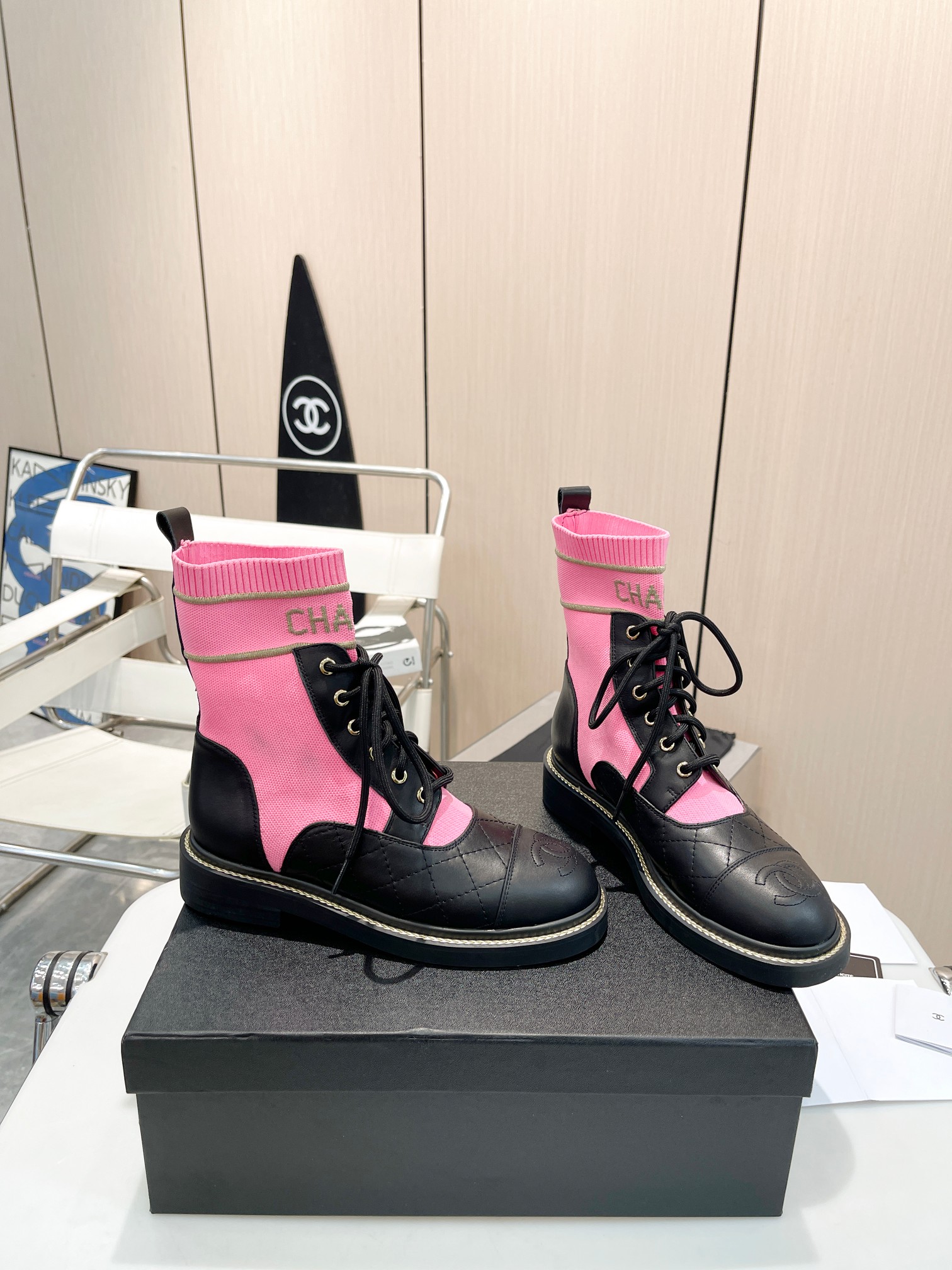 Ch**el Boots