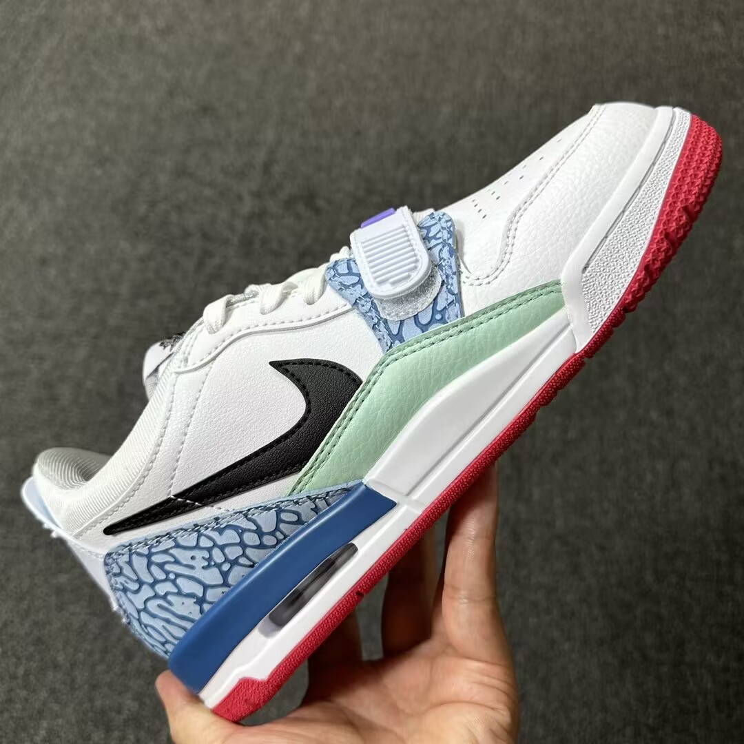 Nike Legacy 312