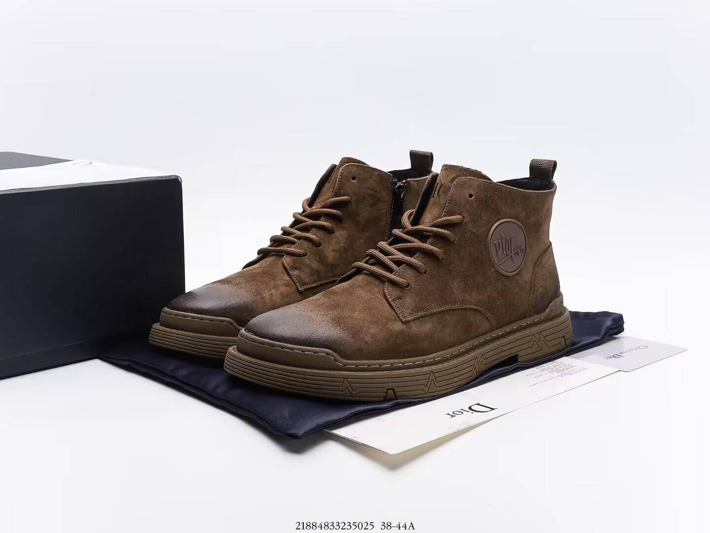 D10r Boots
