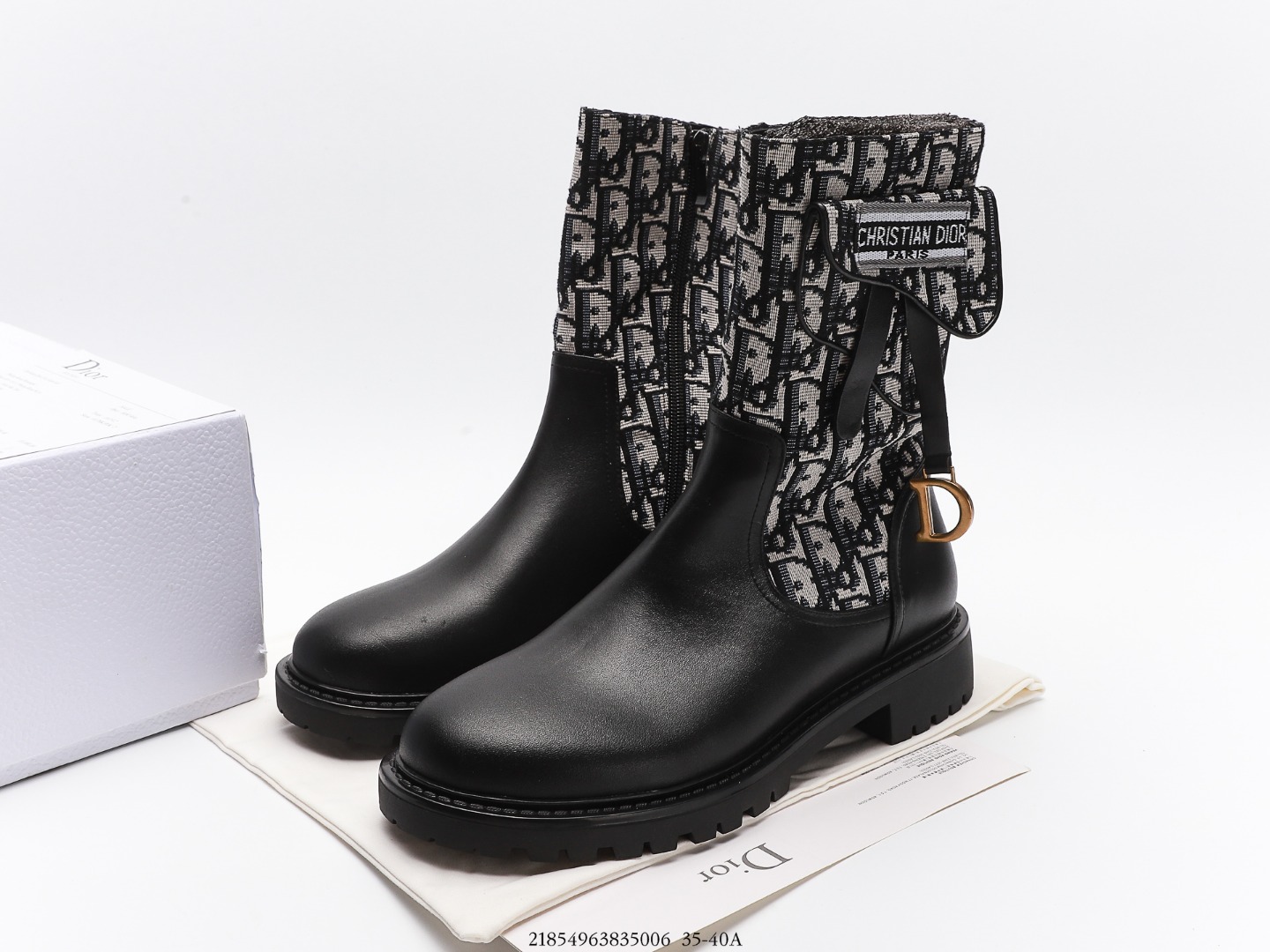 D10r Boots
