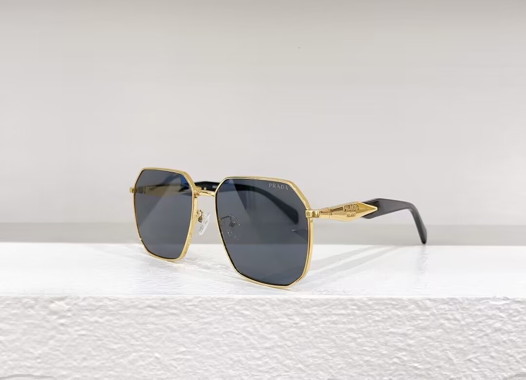 Pra*a Sunglasses