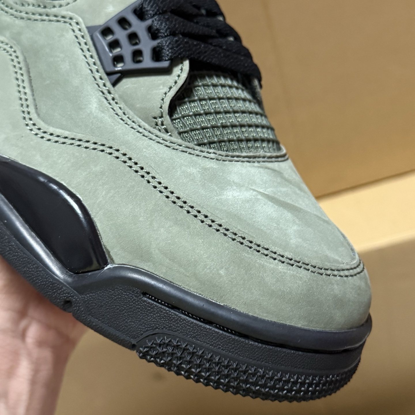 UNDEFEATED X Jordan 4